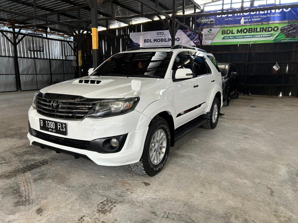 Toyota FORTUNER 2.5 G AT