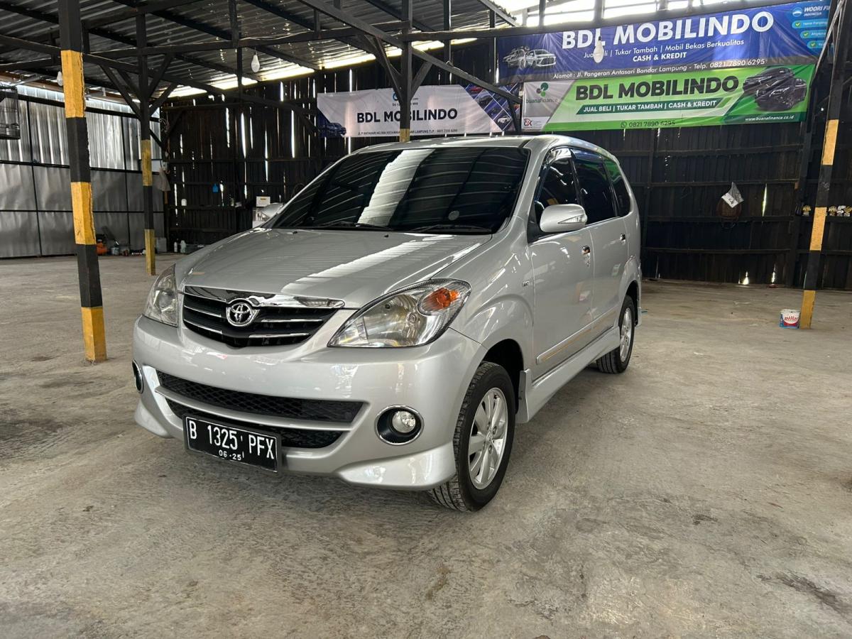 Toyota Avanza S AT 2010